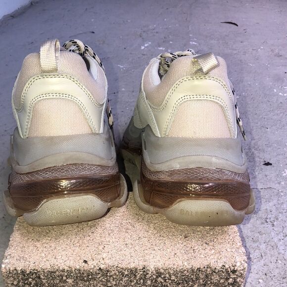 Balenciaga Triple S - Picture 6 of 10